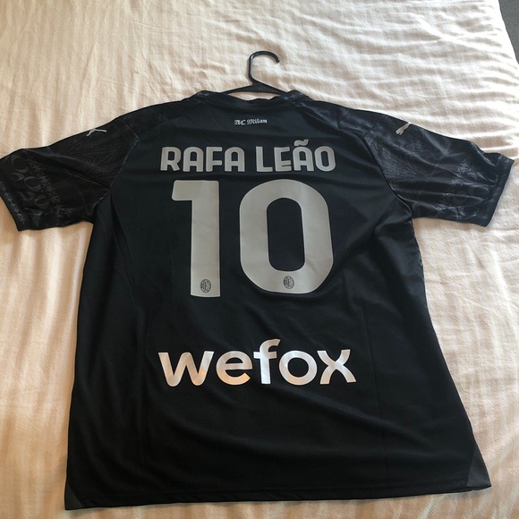 AC Milan Rafa Leao Soccer Jersey - Picture 1 of 7